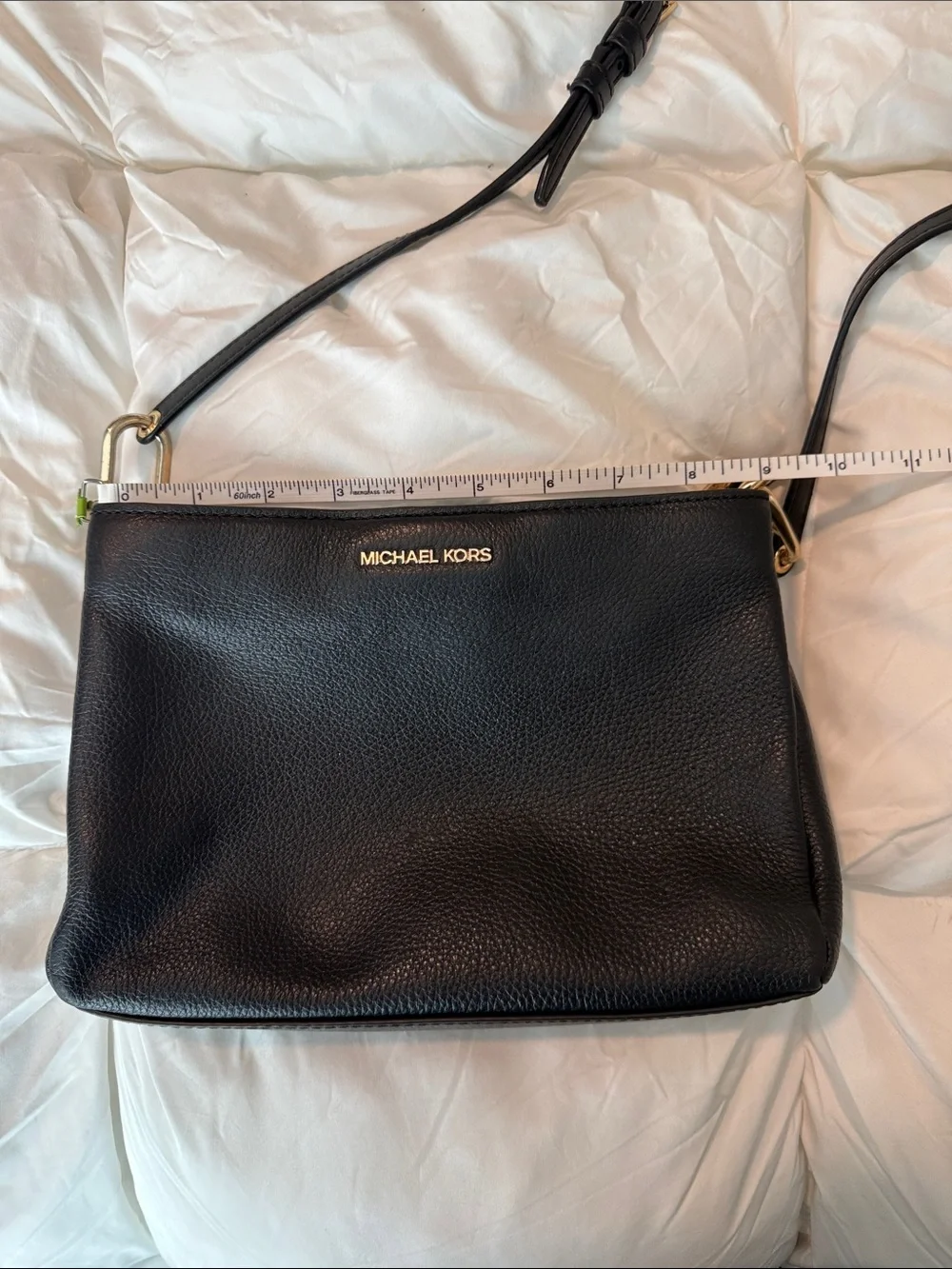 MICHAEL KORS Black Pebbled Leather Crossbody with Gold Hardware